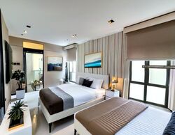 King's Road (D10), Terrace #535466721
